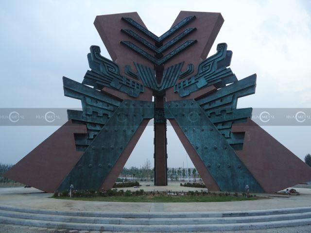 Бронзова памет Скулптура