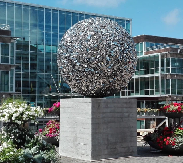 Изработка на скулптури от неръждаема стомана